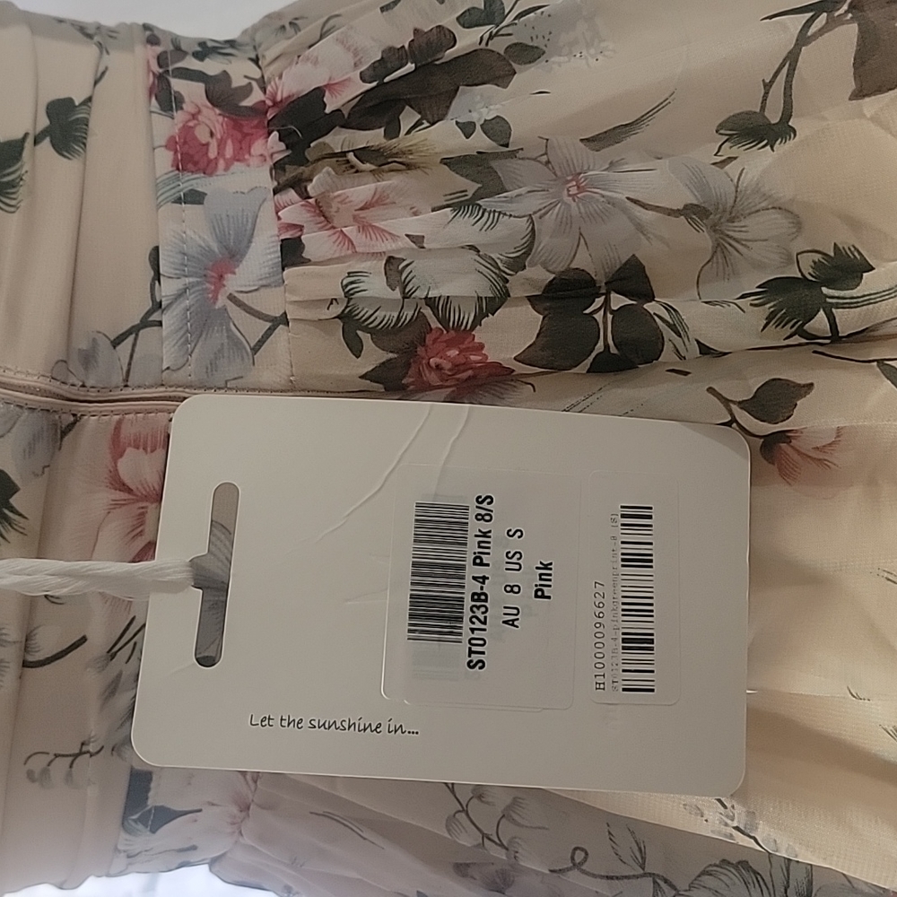 Beautiful pink / white flower dress - Picture 6 of 6